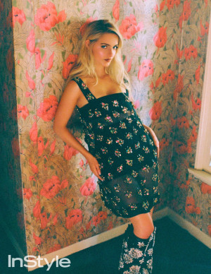 photos Mckenna Grace