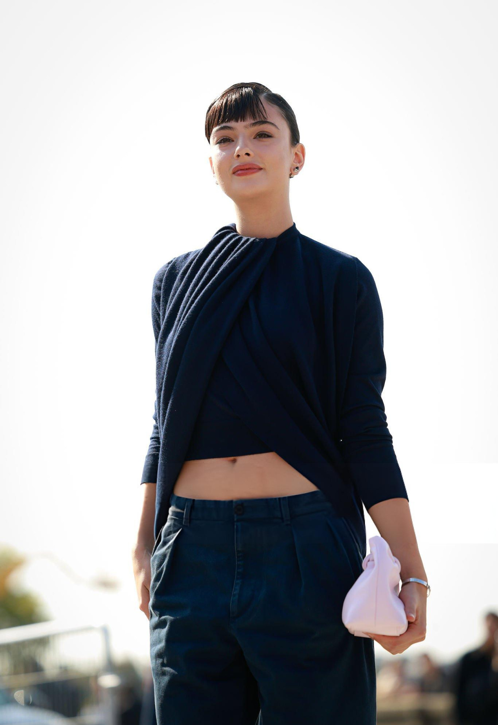 Deva Cassel au Womenswear Spring Summer 2026 à Paris, défilé sensuel