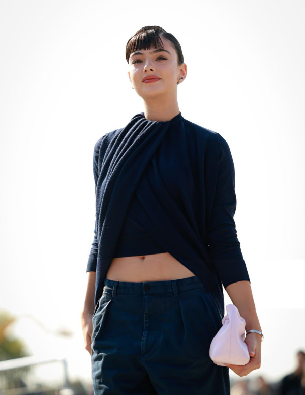 Deva Cassel au Womenswear Spring Summer 2026 à Paris, défilé sensuel