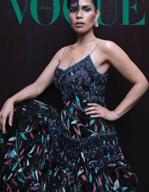 America Ferrera pour Vogue Mexico, icône sensuelle et armure couture*
