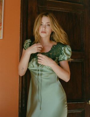 photos Lili Reinhart