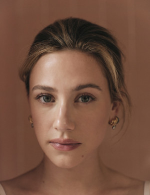 photos Lili Reinhart