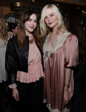 photos Kiernan Shipka