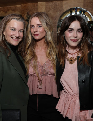 photos Kiernan Shipka