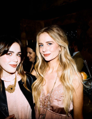 photos Kiernan Shipka