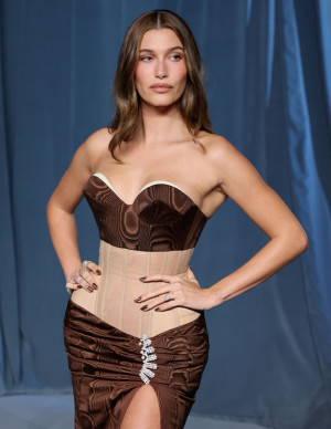 photos Hailey Bieber