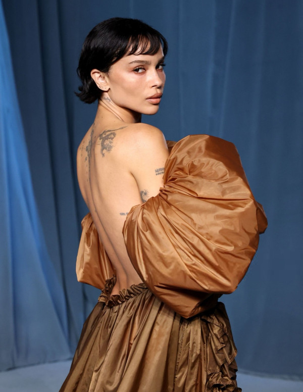 Zoë Kravitz ensorcelle le gala de l’Academy Museum à Los Angeles