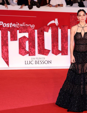 photos Matilda De Angelis