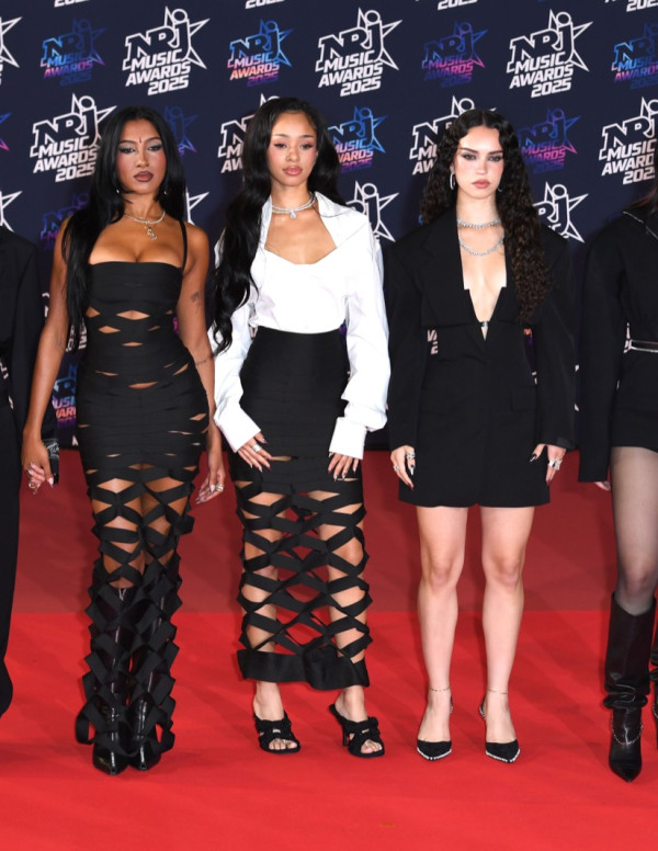 Katseye embrase le tapis rouge des NRJ Music Awards à Cannes