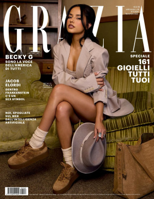 Becky G transforme la paresse en fantasme chic pour Grazia Italia