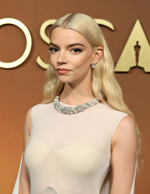 Anya Taylor-Joy électrise les Governors Awards dans un gala trop sage