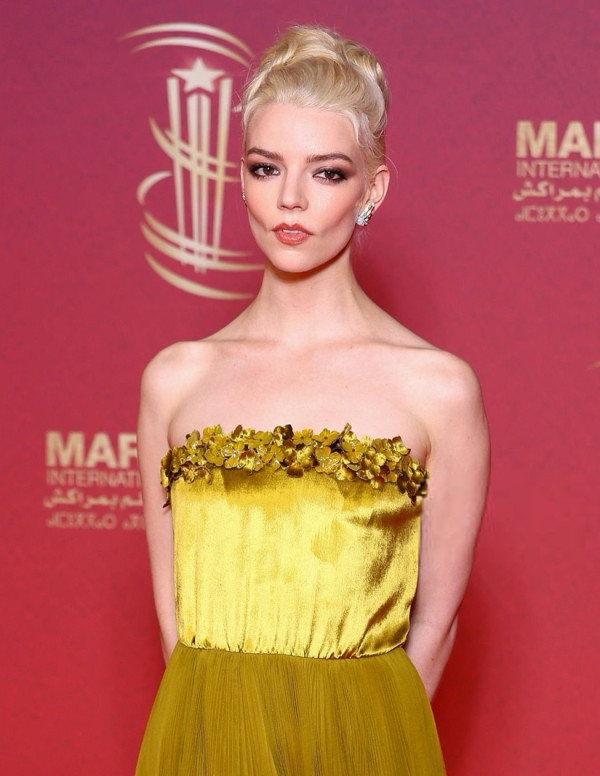 Anya Taylor-Joy au tapis rouge du festival de Marrakech en éclat solaire