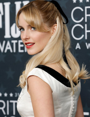 photos Mckenna Grace