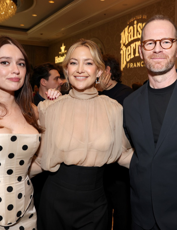 Kate Hudson au BAFTA Tea Party 2026, tenue sage corps pas d’accord