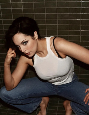 photos Elizabeth Gillies