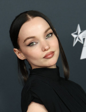 photos Dove Cameron 