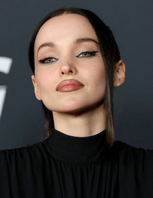 photos Dove Cameron 