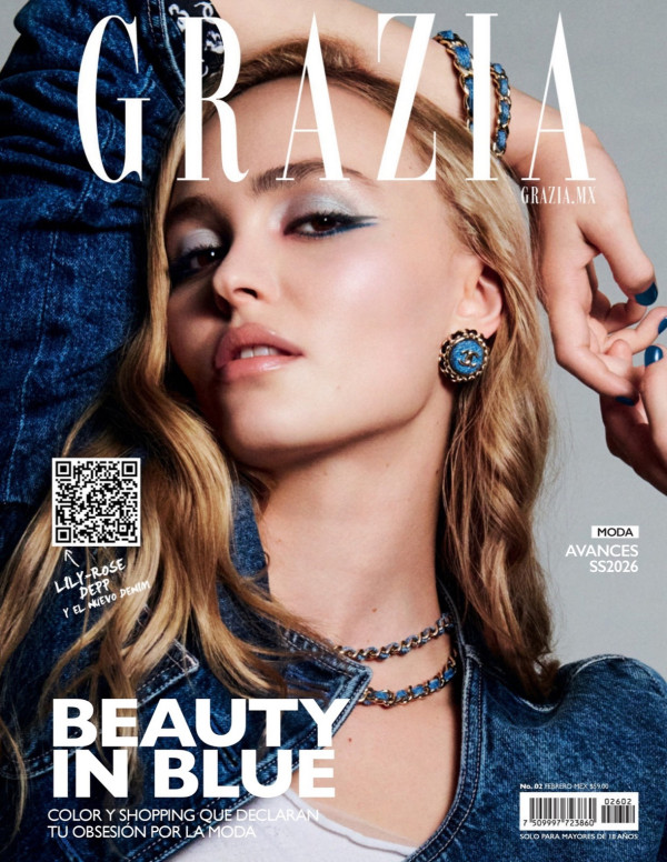 Lily-Rose Depp pour Grazia Mexico, smoky bleu, regard nucléaire