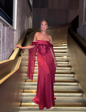 photos Kara del Toro