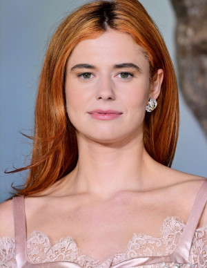 photos Alison Oliver