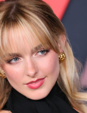 photos Mckenna Grace