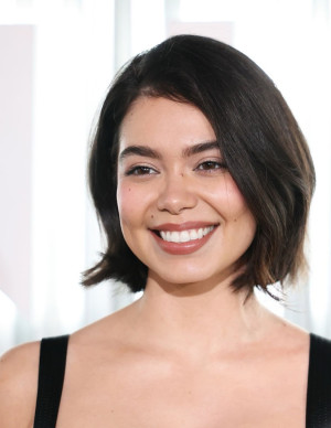 photos Auliʻi Cravalho