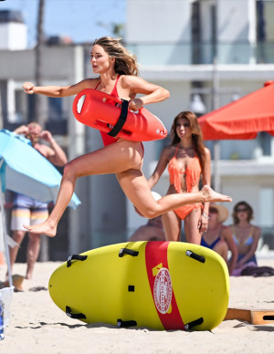 photos Hassie Harrison