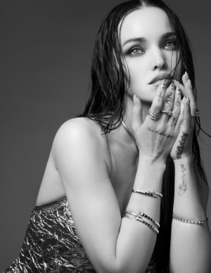 photos Dove Cameron 