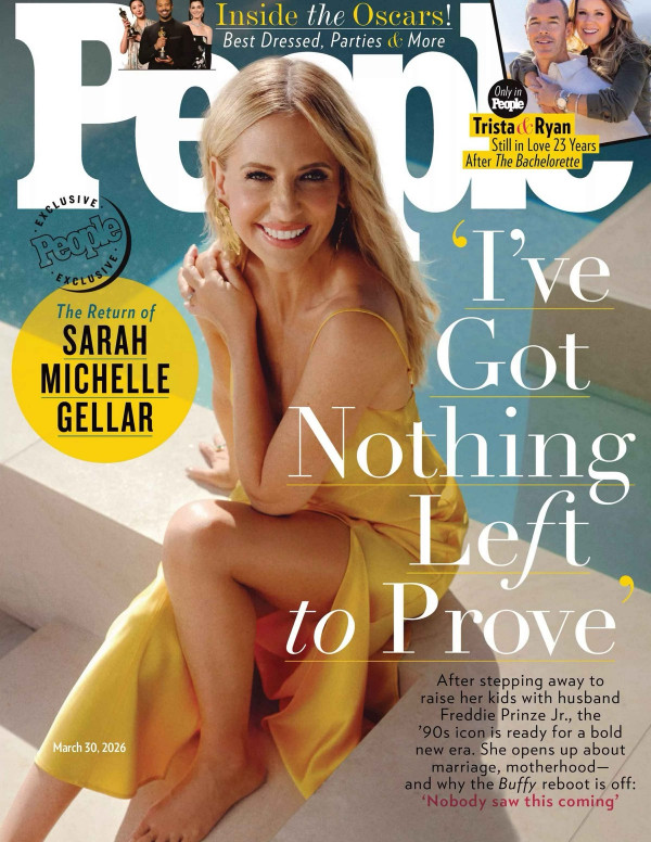 Sarah Michelle Gellar revient, et People lui déroule le soleil