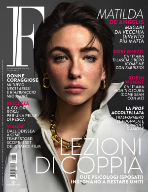 photos Matilda De Angelis