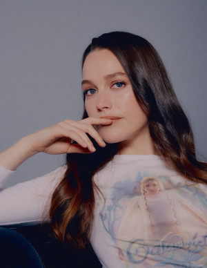 photos Victoria Pedretti