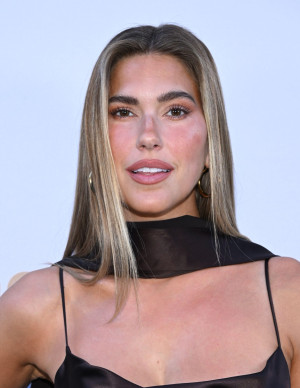 photos Kara del Toro