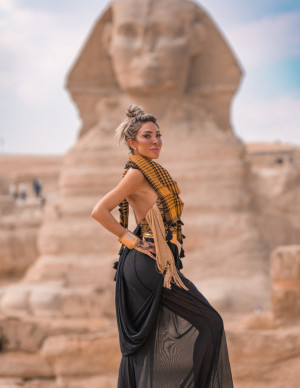 Farrah Abraham fait rougir le Sphinx avec ses courbes explosives !