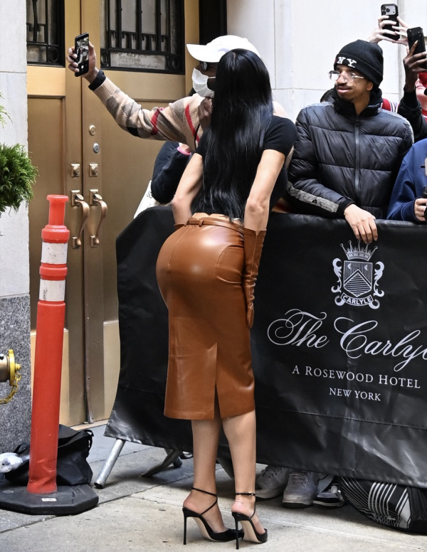 Amelia Gray Hamlin transforme New York en défilé très cuir