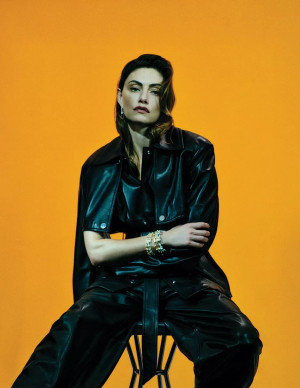 photos Phoebe Tonkin