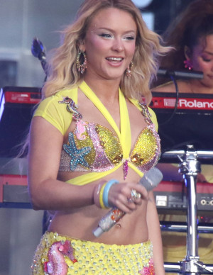 photos Zara Larsson