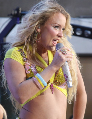 photos Zara Larsson