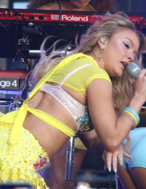 photos Zara Larsson
