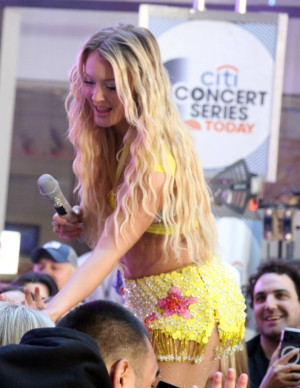 photos Zara Larsson