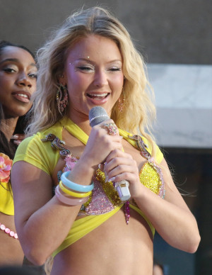photos Zara Larsson