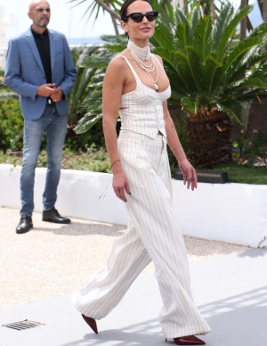 photos Jordana Brewster