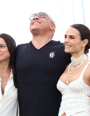 photos Jordana Brewster