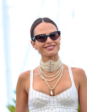photos Jordana Brewster
