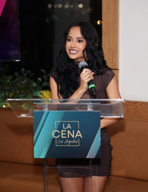 photos Becky G