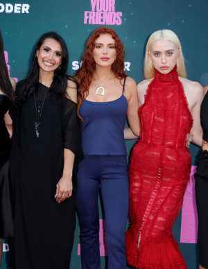 photos Bella Thorne