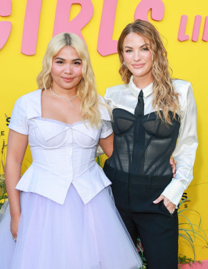 photos Hayley Kiyoko