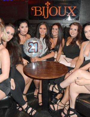 photos Chloe Ferry