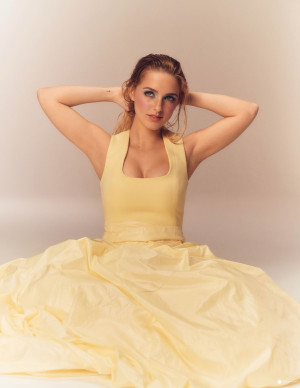 photos Mckenna Grace