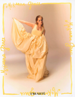 photos Mckenna Grace
