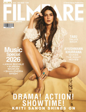 Kriti Sanon en couverture de Filmfare, dentelle blanche et jambes dévoilées